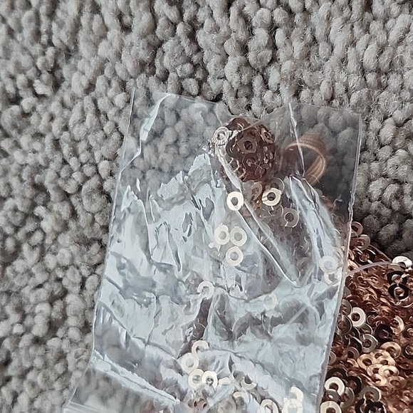 Allison Joy Sequin Top - Picture 6 of 10